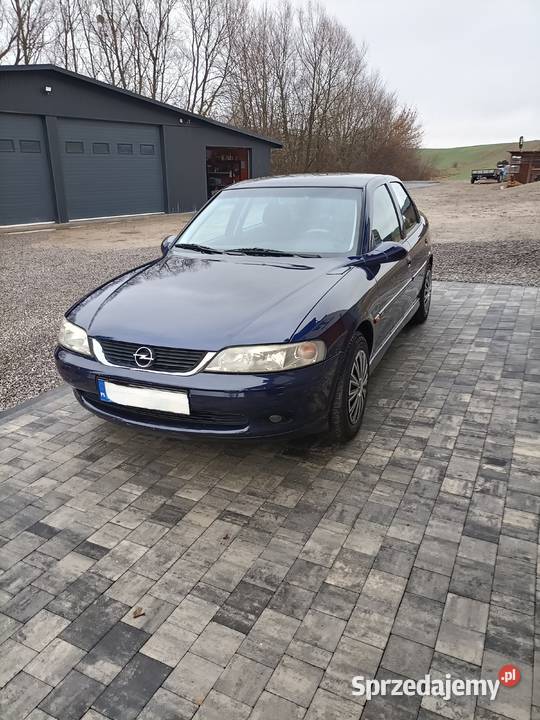 Opel Vectra B benzyna gaz klima elektryka granatowy Opatów sprzedam