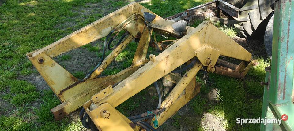 Ciągnik rolniczy John Deere 3130 z ładowaczem świętokrzyskie Kijany sprzedam