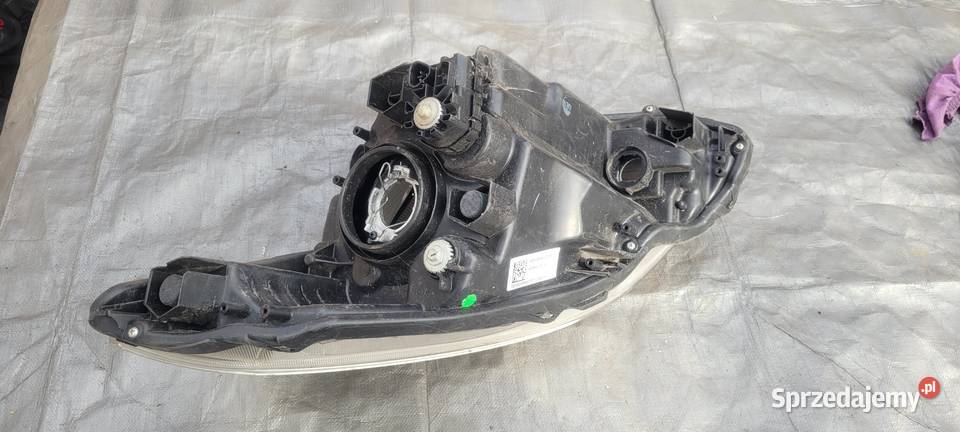 SUZUKI BALENO 2 II PRAWY REFLEKTOR LAMPA PRAWA Ruda Śląska