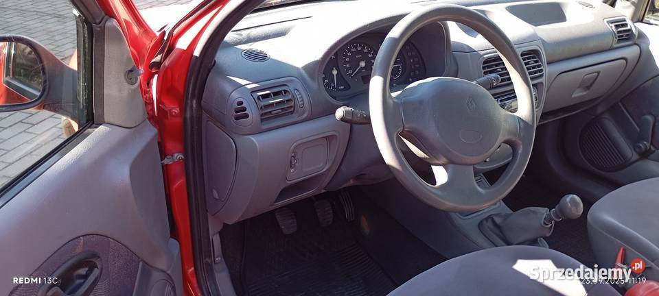 Renault Clio 12 benzyna czarne tablice2 kujawsko-pomorskie Wałdowo Szlacheckie