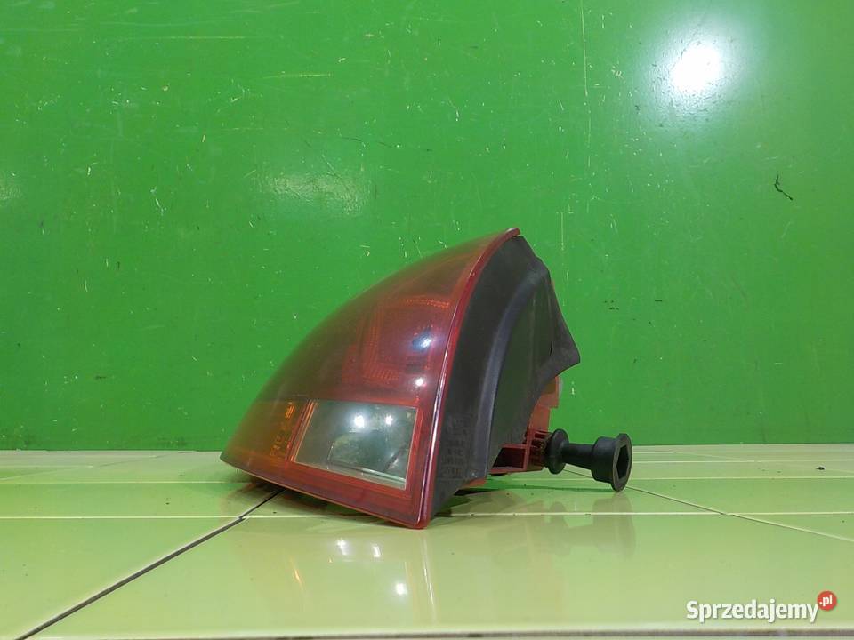 AUDI TT 8J 20 TFSI 07r COUPE 2D lampa lewa tyl Suków sprzedam