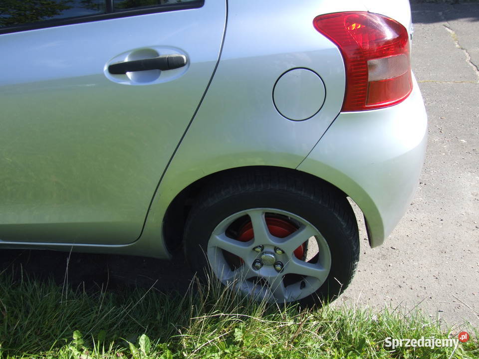 Toyota Yaris 13 2007 Przebieg 148 000 Salon autoalarm Elbląg