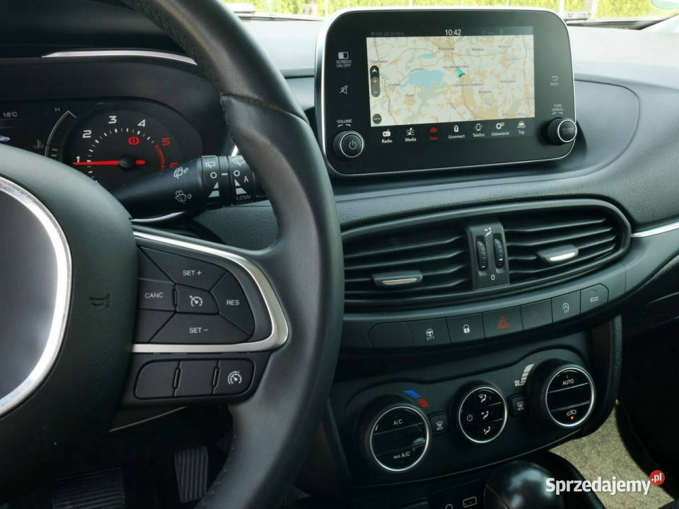 Fiat Tipo 16MJ 120 Eu6 Kombi Lounge Automat DCT Goczałkowice-Zdrój
