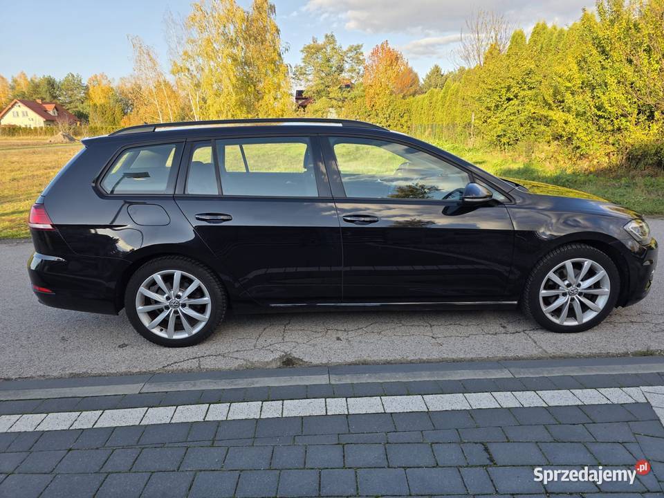VW GOLF VII KOMBI 2018 85 20 150 diesel Warszawa