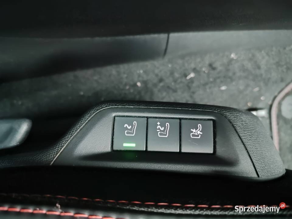 Piękny Peugeot 308 GT 16 Benzyna o mocy 225 sprzedam