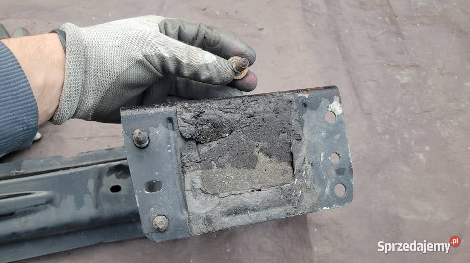 MERCEDES W246 BELKA ZDERZAK TYŁ Ruda Śląska