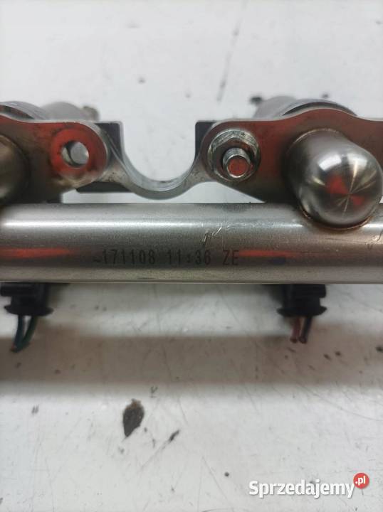 LISTWA WTRYSKOWA 171108 10 VTEC Honda Civic X sprzedam