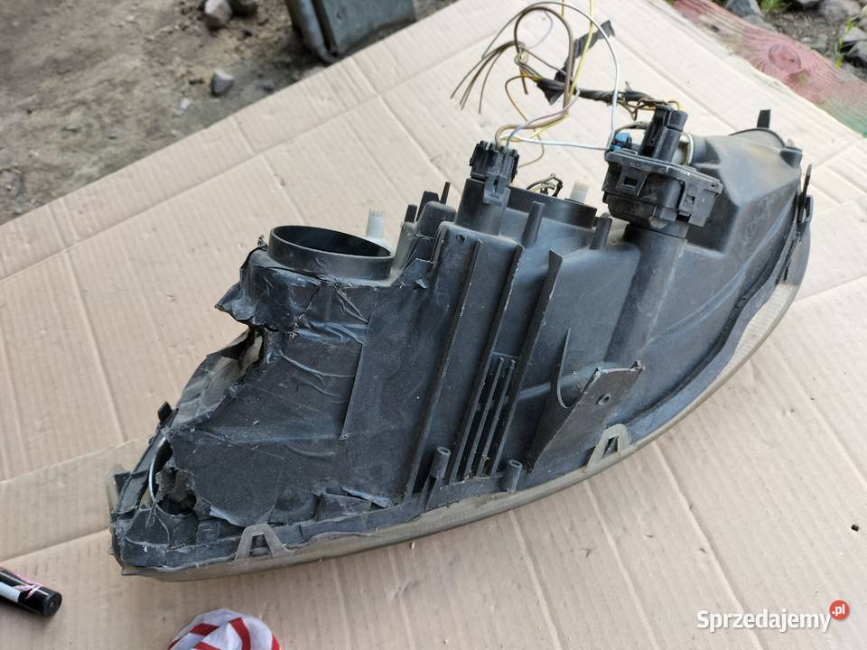 OMEGA B LAMPA PRZÓD PRZEDNIA PRAWA Kamień-Kolonia