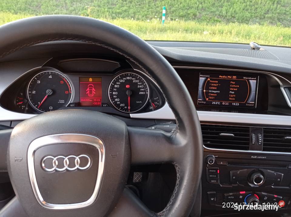 Audi A4 B8 kombi 20 16v TDI CR 368 bezwypadkowy nieuszkodzony Raszyn