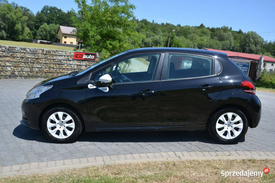 Peugeot 208 like 10 benzyna 75 klimatyzacja Kęty