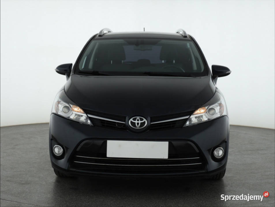 Toyota Verso 18 Valvematic benzyna mazowieckie