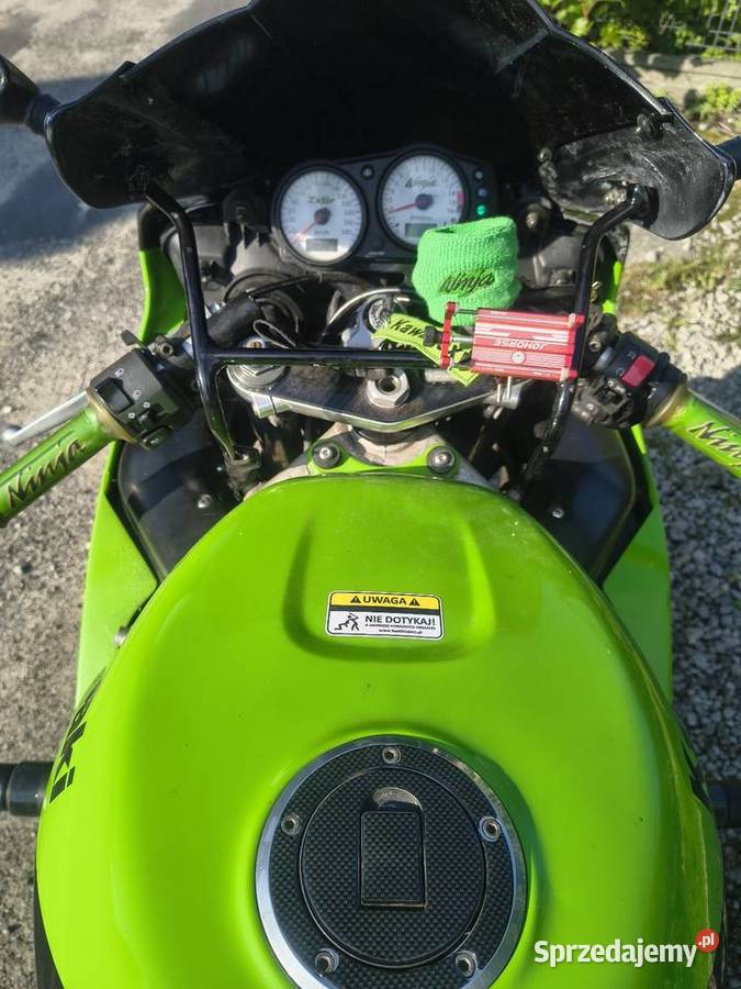 Sprzedam kawaski zx6r ninja 2002r kupiony w Polsce