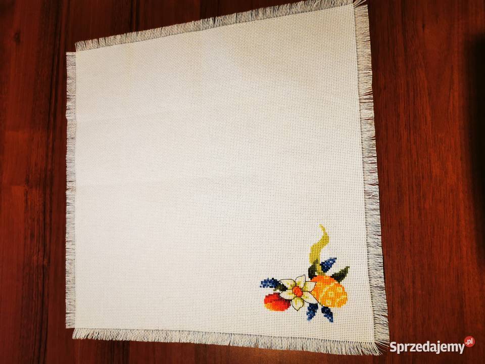 Serwetka haftowana 40x40 Wiśniowa sprzedam