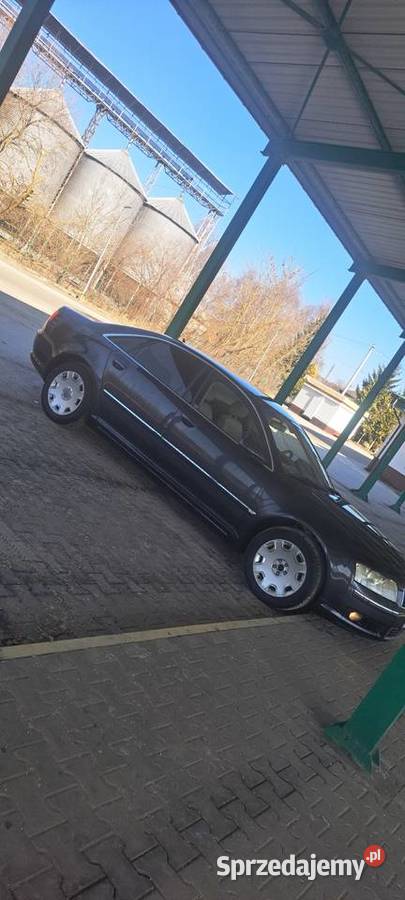 Audi A8 D3 3.7 quattro