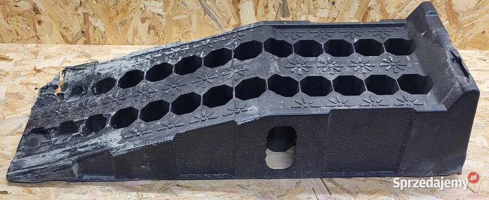 Rampy najazdowe samochodowe 2 Rampy plastikowe Myszyniec