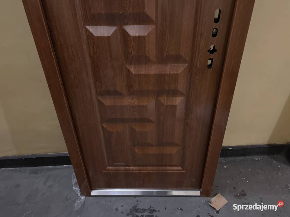 drzwi metalowe zewnętrzne 80 z ościeżnicą Ościeżnice Bydgoszcz sprzedam