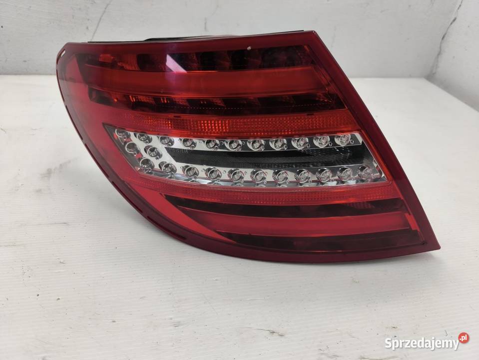 LAMPA LEWY TYŁ LED MERCEDES W204 LIFT SEDAN wielkopolskie