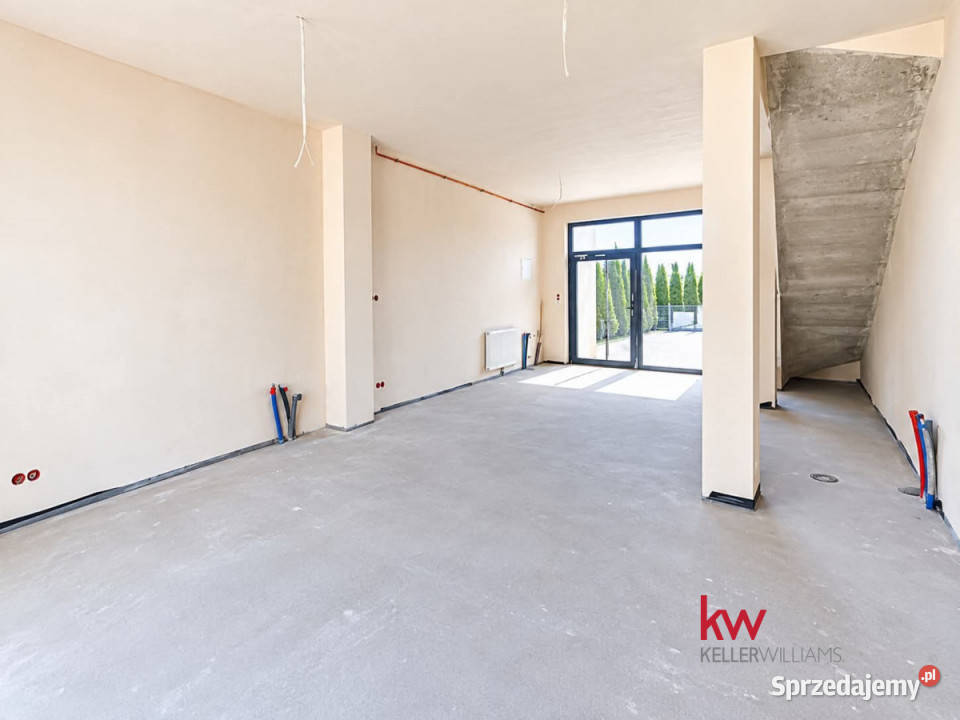 Lokal 725m2 Plewiska Kminkowa