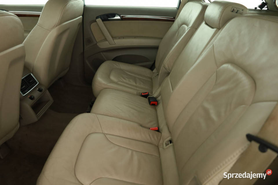 Audi Q7 30 TDI reflektory ksenonowe