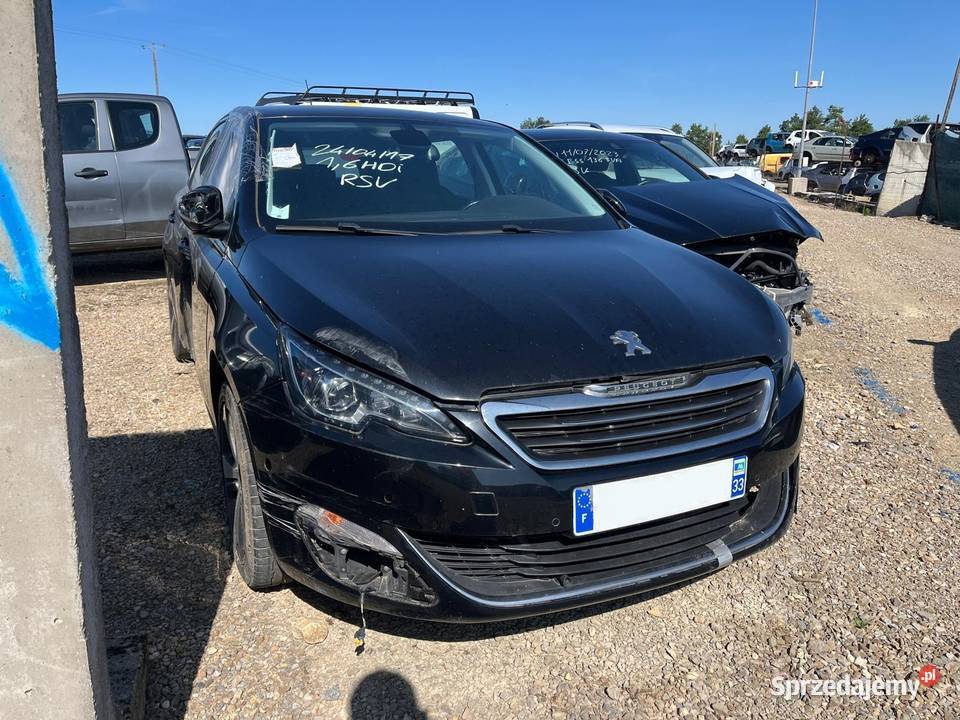 PEUGEOT 308 II 16 BlueHDi 120 Allure EY616