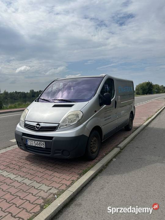 Opel Vivaro 20cdti HAK Nowy Bostów sprzedam