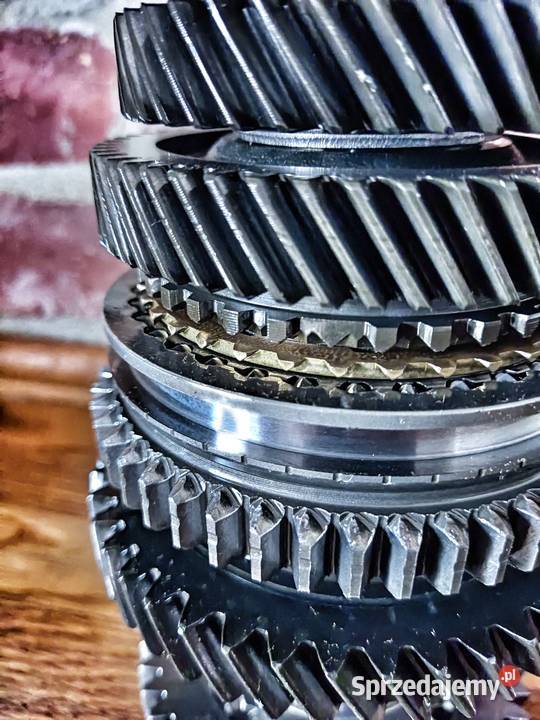 Lampka z części samochodowych mechanizmu skrzyni odcienie szarości Wyposażenie wnętrz Ruda Śląska