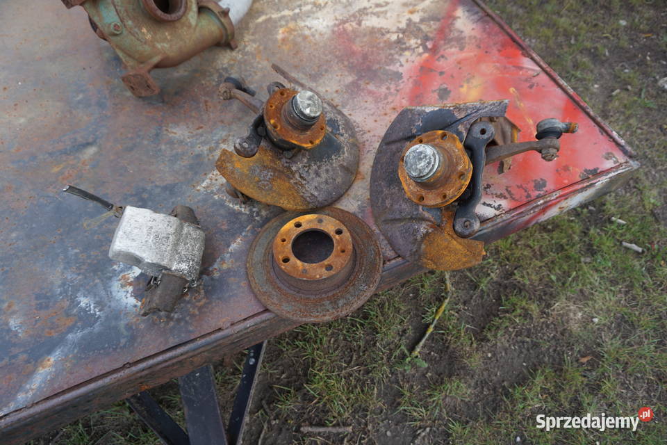 piasta czop Polonez Fiat 125p przód zwrotnica