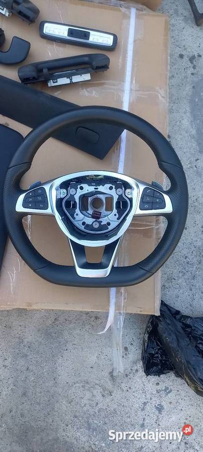 Wnętrze Mercedes w205 kierownica AMG plastiki Mielec