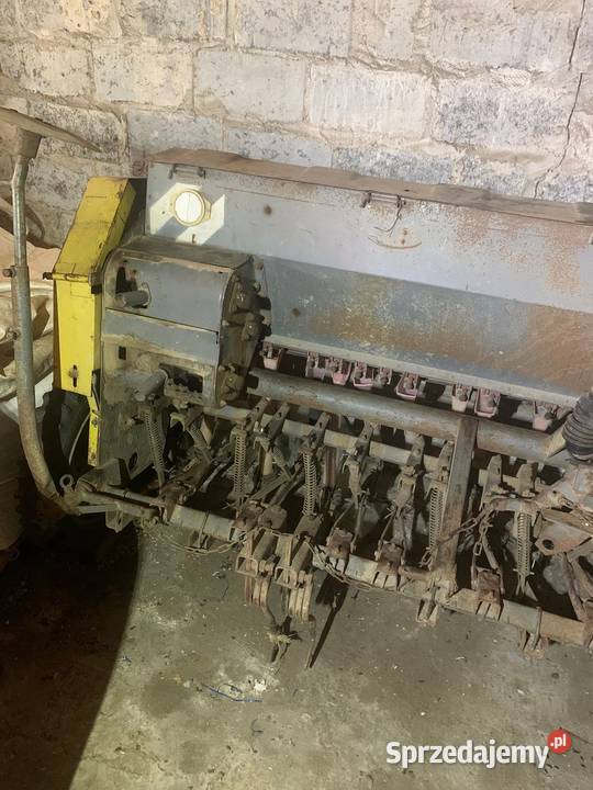 Siewnik zbożowy Poznaniak 27 m Dąbrowa Tarnowska