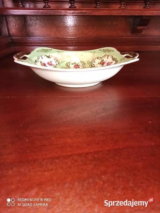 Paterka zielona Z bukietem kwiatów Gdańsk