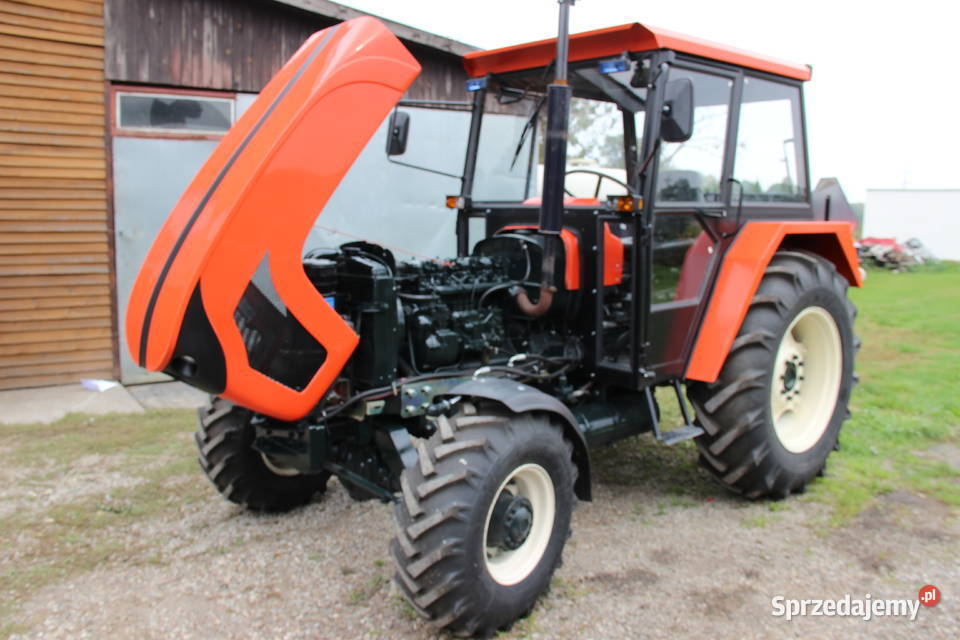 Maska ciągnikowa tworzywo Ursus C360 C360 model Rogóźno