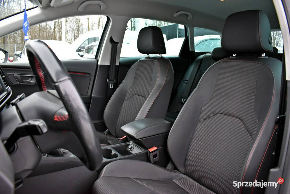 Seat Leon Bezwypadkowy Salon Polska Serwis ASO wspomaganie kierownicy Łódź