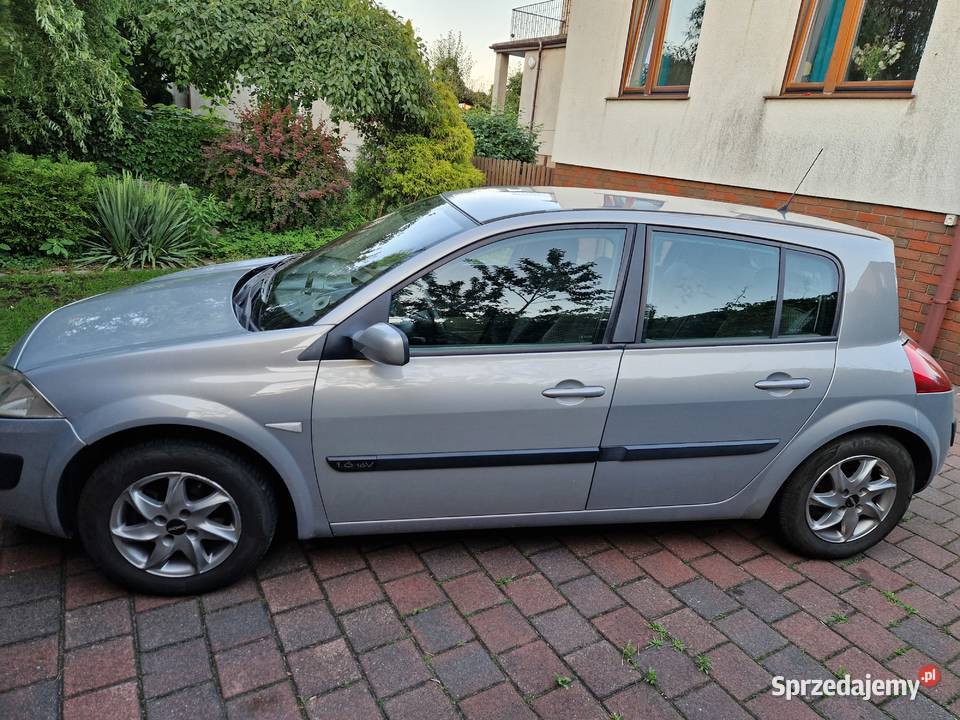 Renault Megane 2 16 benzyna autoalarm Mosina