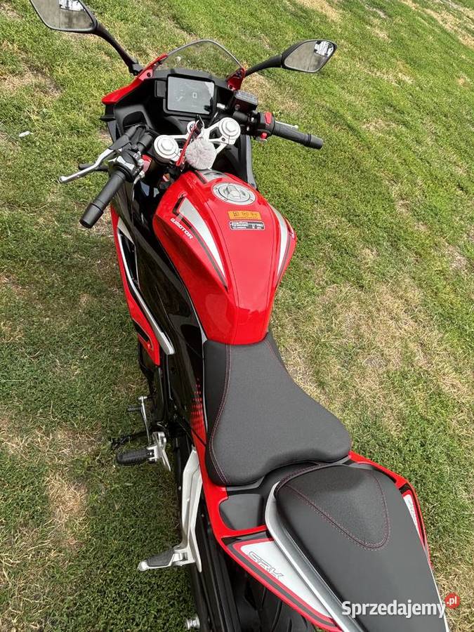 QJMOTOR SRK 125 R 2025