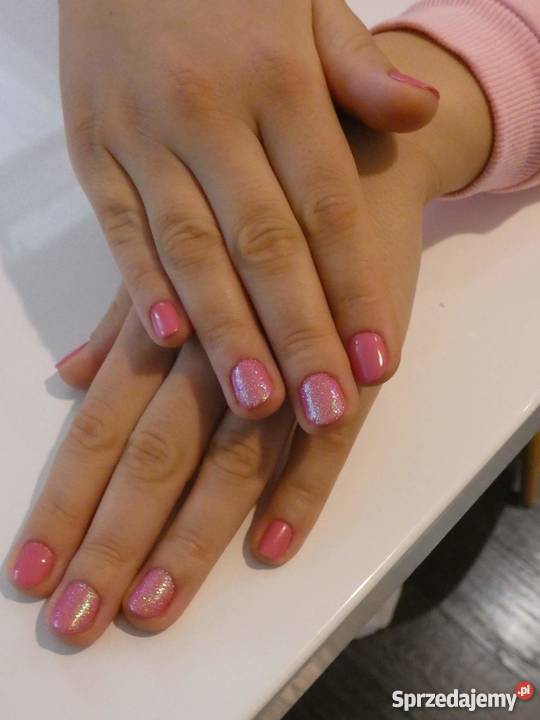 Paznokcie hybrydowe Białystok