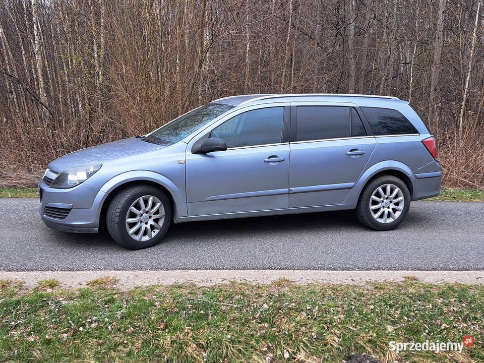 Sprzedam Bładnego Opla Astra H 17 diesel 2005r