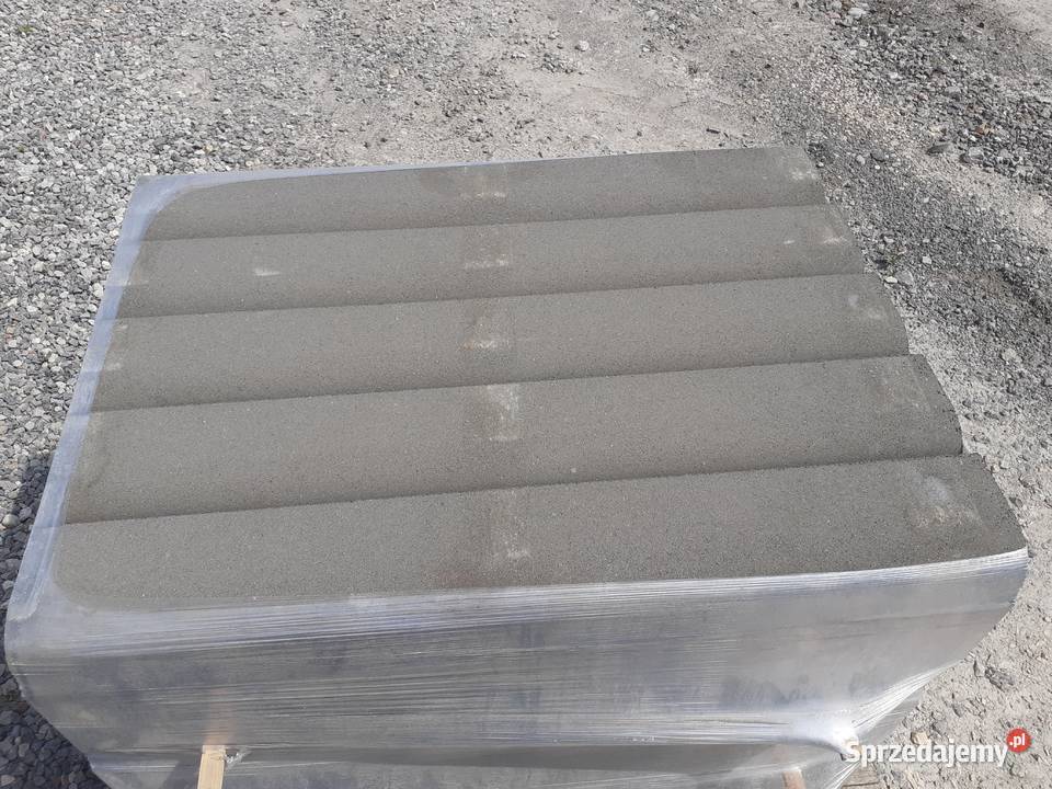 Krawężnik Najazdowy 1522100 Betonowy Szary Wielogóra sprzedam