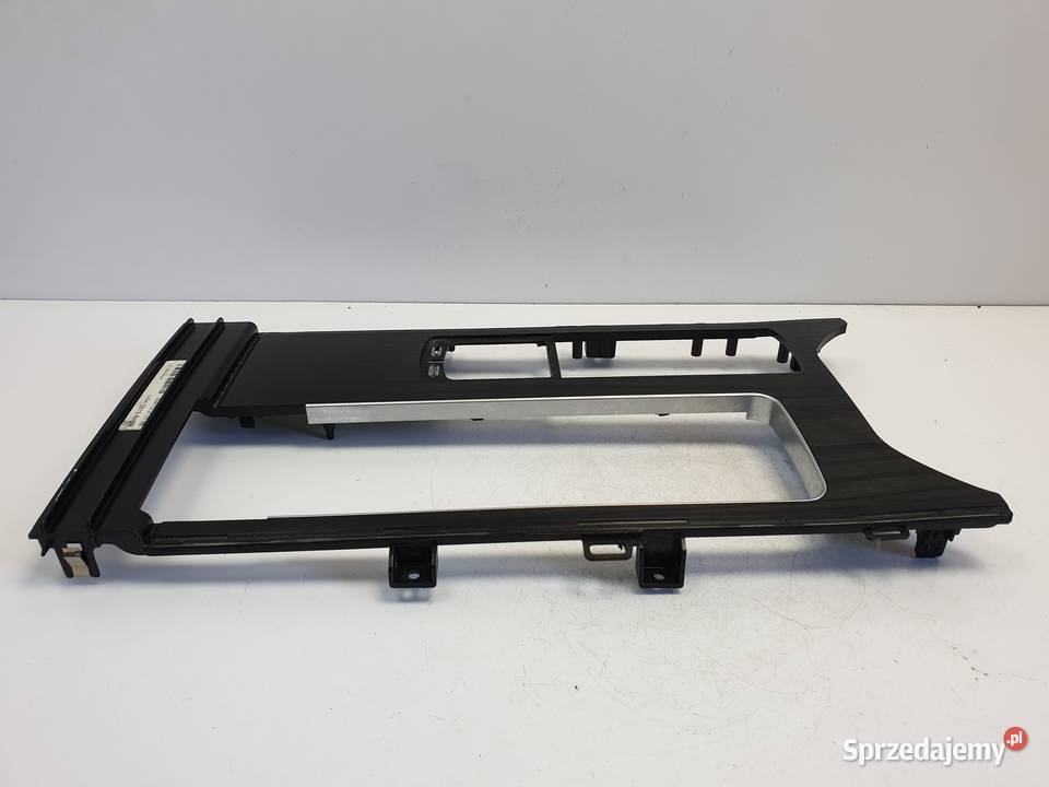 Range Rover II L494 RAMKA TUNELU DK6M044E04