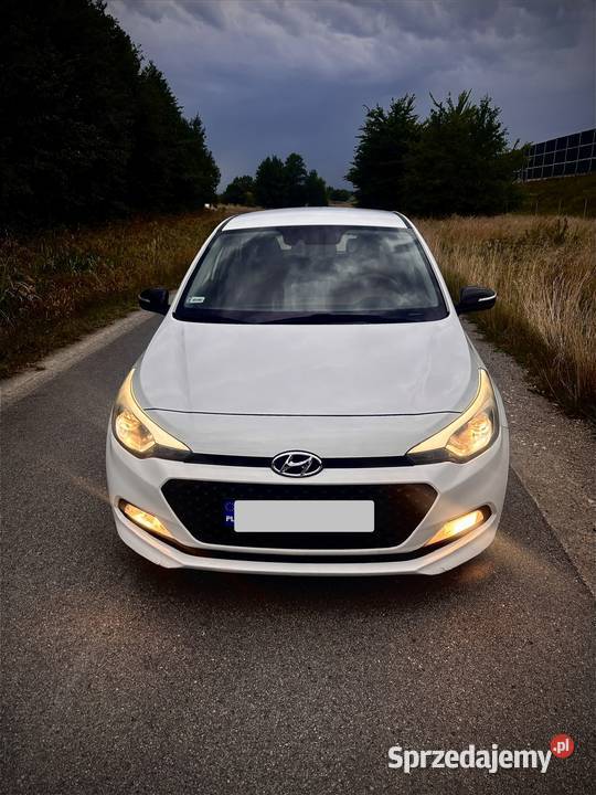 Hyundai i20 11 CRDI 75 2015r Hatchback Sędziszów Małopolski sprzedam