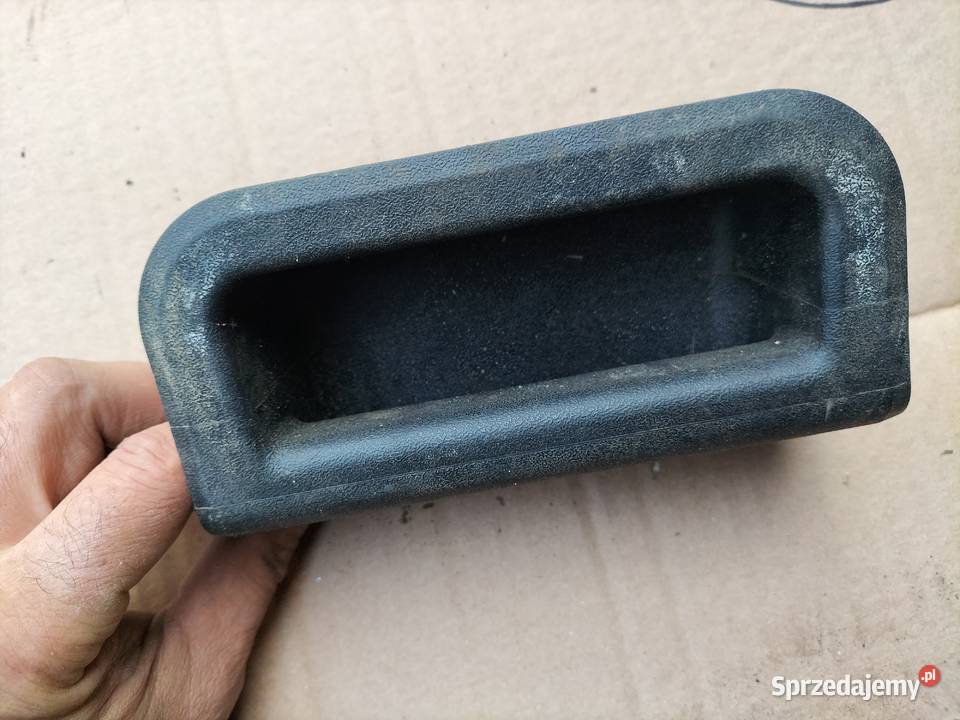 Audi 80 B4 KOMBI Uchwyt Klamka klapy bagażnika Kamień-Kolonia