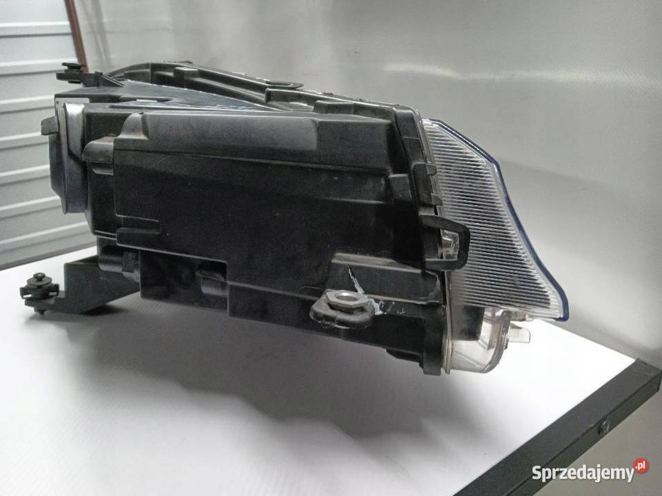 LAMPA PRZÓD PRZEDNIA LEWA VW CADDY 4 2K8941C05 osobowe