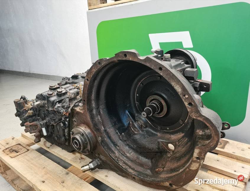 Skrzynia biegów CAT TH 330 Wilkowo
