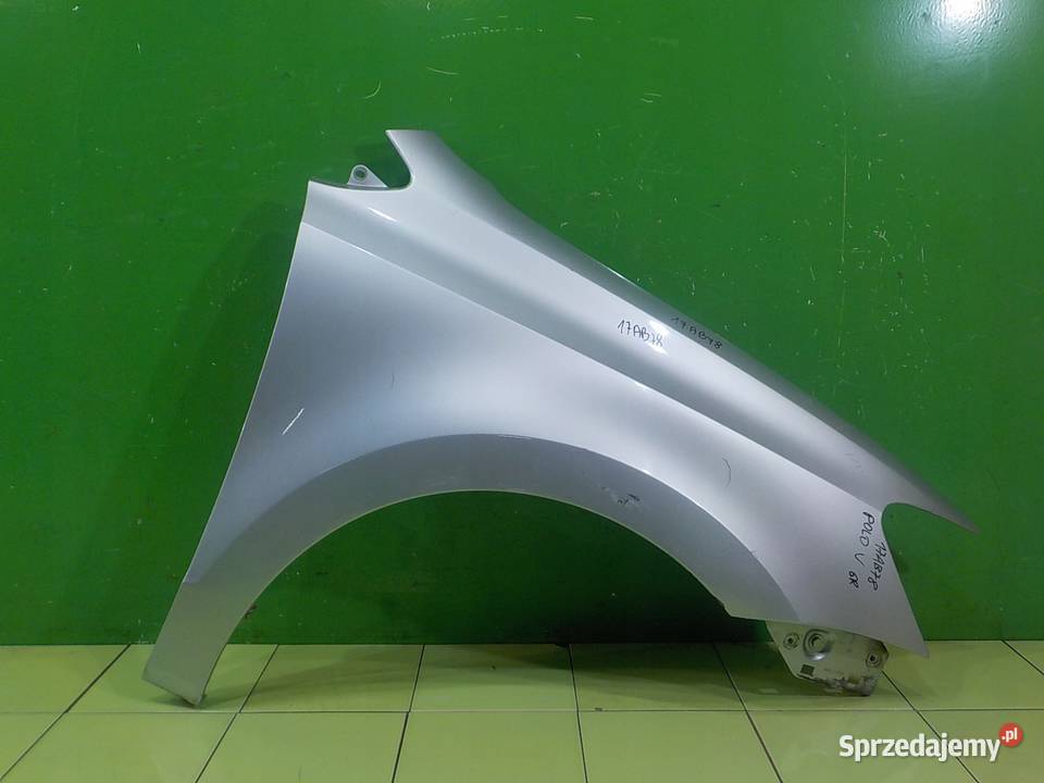 VW POLO V 6R 12 B 10r 5D blotnik prawy przod Suków sprzedam