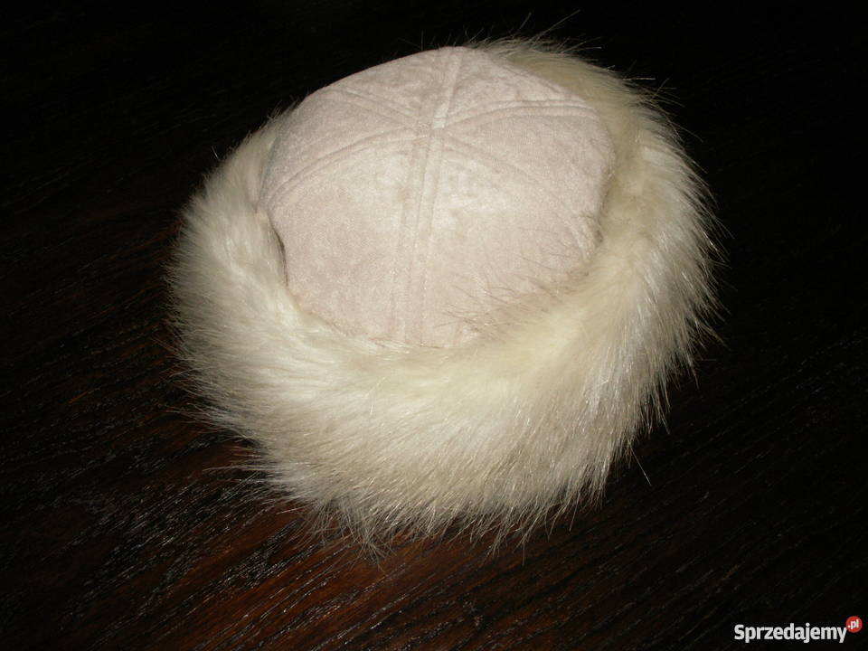 Czapka toczek ze sztucznym futrem nowa Pozostałe Kluczbork sprzedam