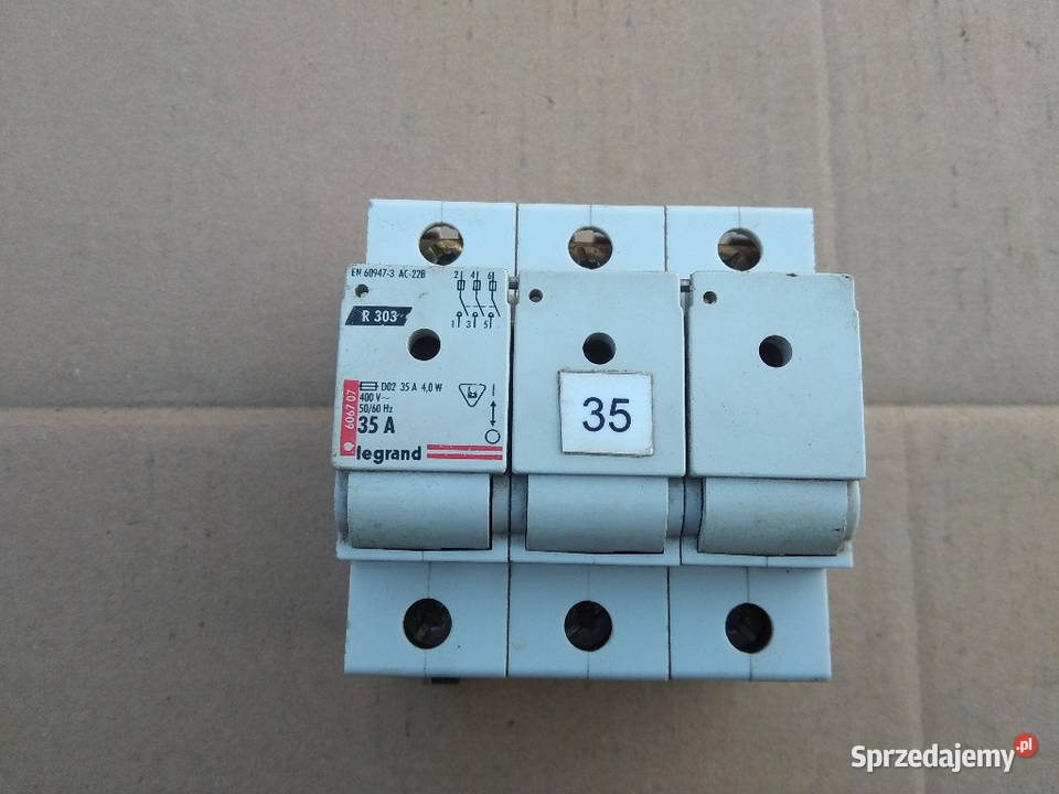 Legrand Rozłącznik bezpiecznikowy R 303 35 A 3P Zabezpieczenia i rozdzielnice Elbląg