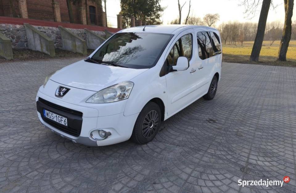 Citroen Berlingo16 hdi2012 5 osobowy