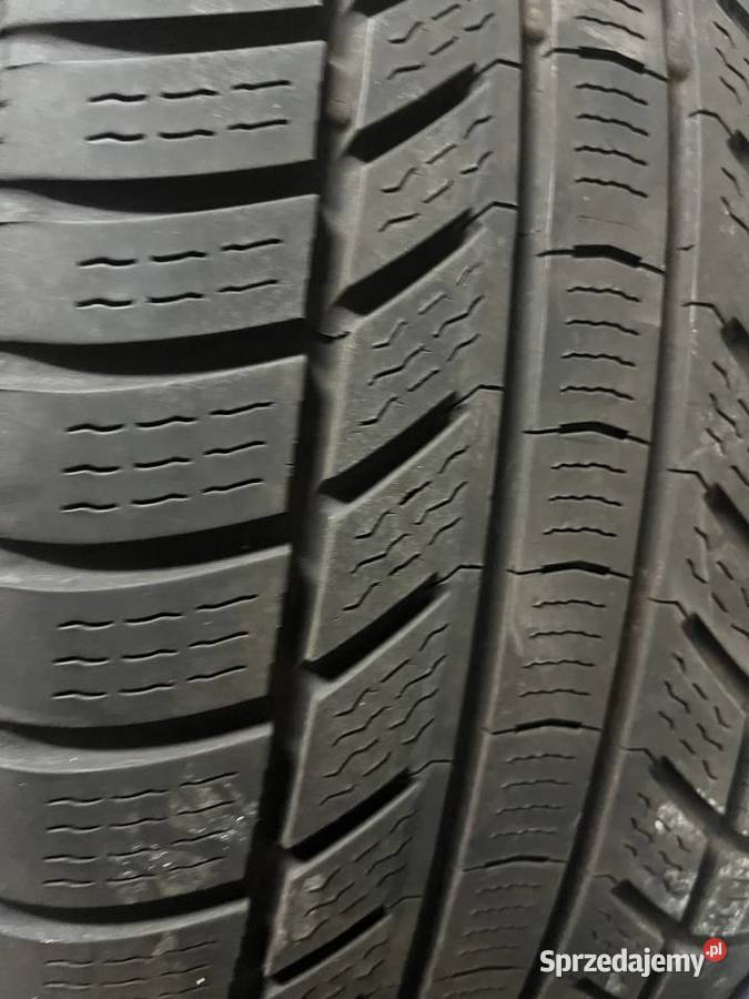 Sprzedam opony zimowe continental z felgami do Średnica 16"