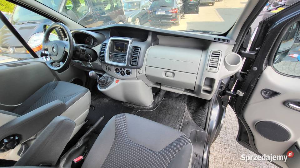 Opel Vivaro brygadówka 20 CDTi Samochody dostawcze