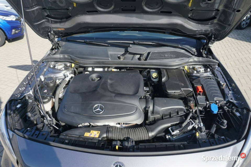 Mercedes GLA 180 16 122 7GDCT przeglądzie 4/5 Motoryzacja Lublin