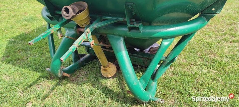 Rozsiewacz Amazone 600l Próchnowo-Duże Osady